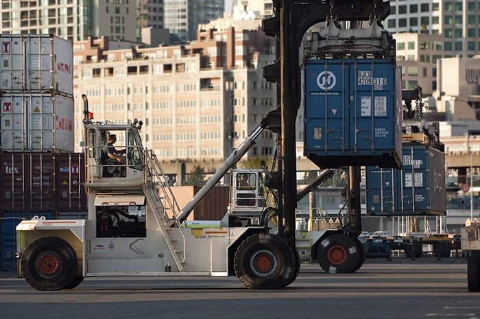 top-loading container handler forklift