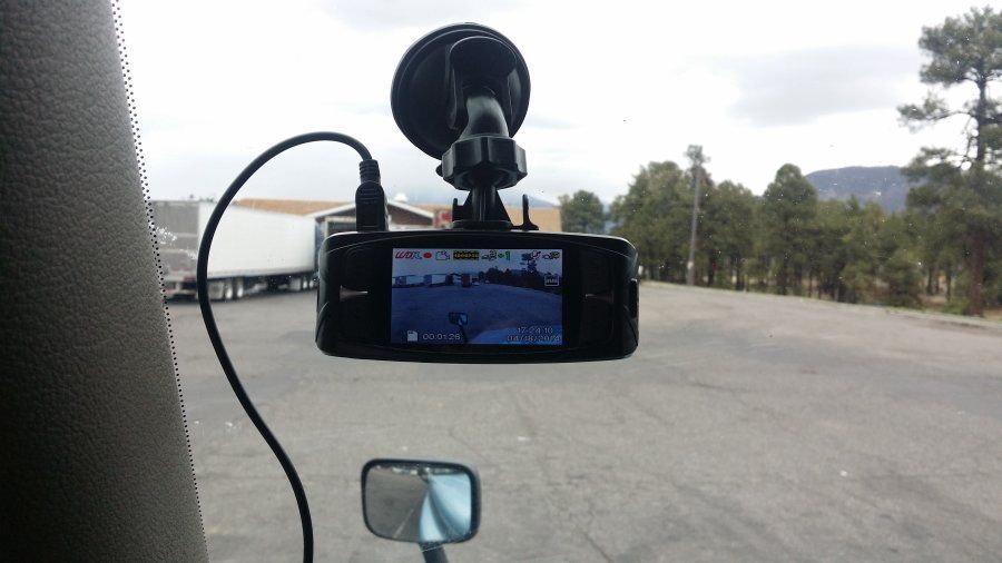truck drivers DOD LS300 wdr dashboard camera