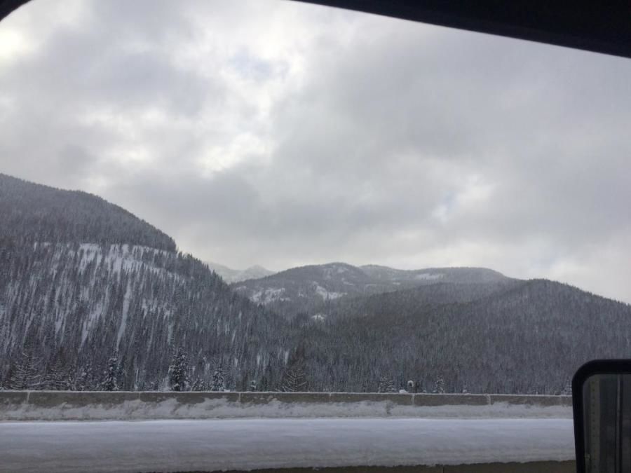 trucking picture beautiful mountain scenery in Montana