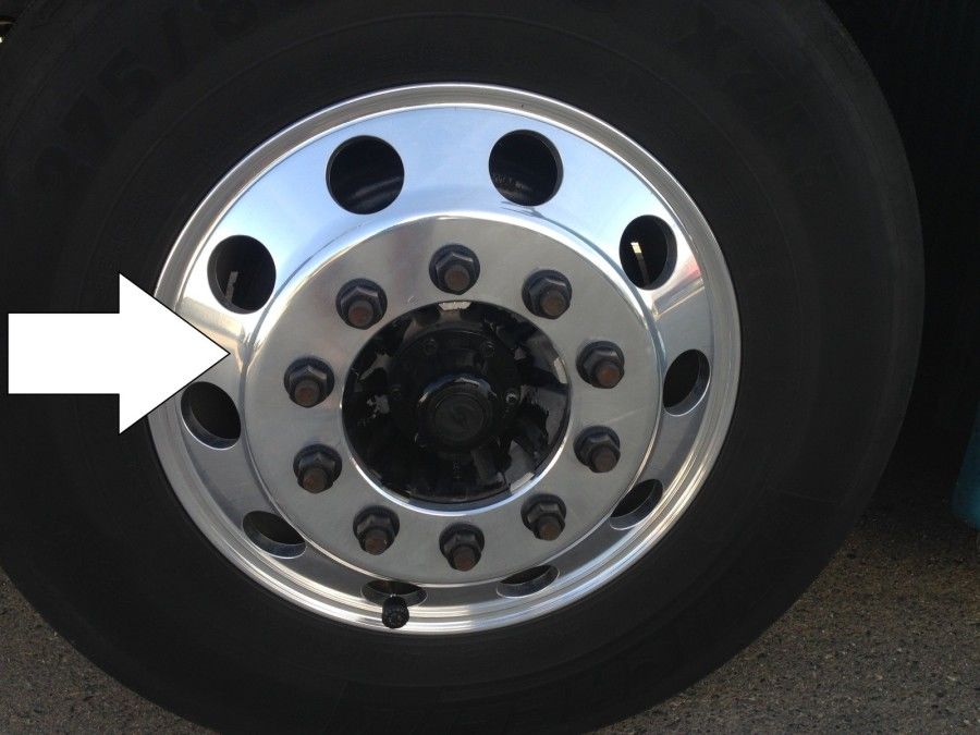 truck driver's pretrip inspection tire rim
