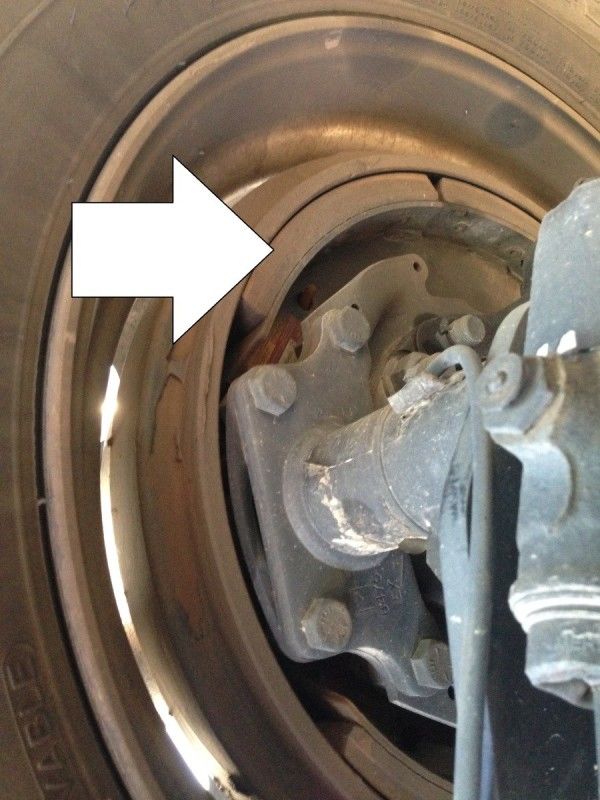 truck driver pretrip inspection brake lining