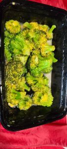 Cheesy microwave broccoli